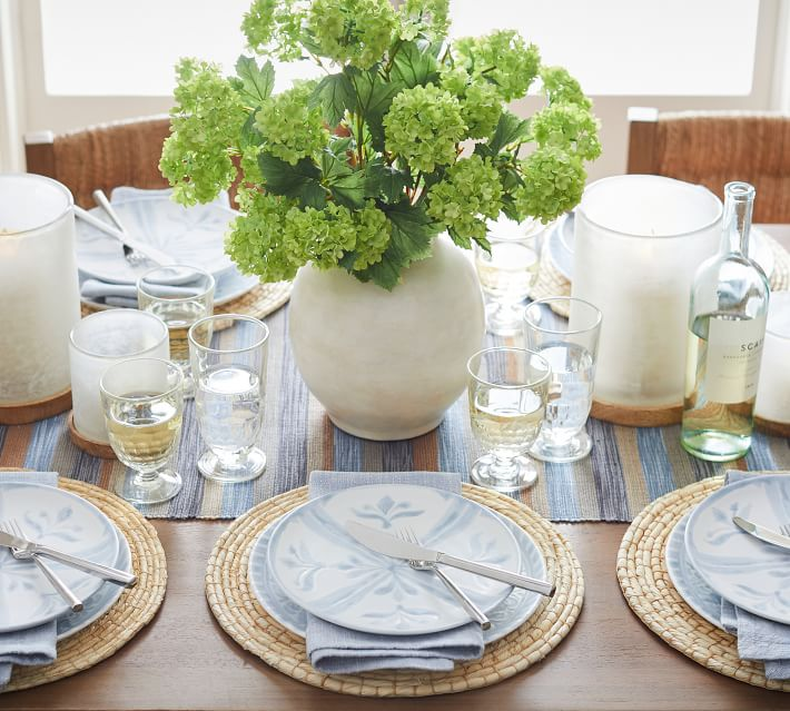 Chambray tile stoneware plates from Pottery Barn on a beautiful summery table. #summertablescape #chambray