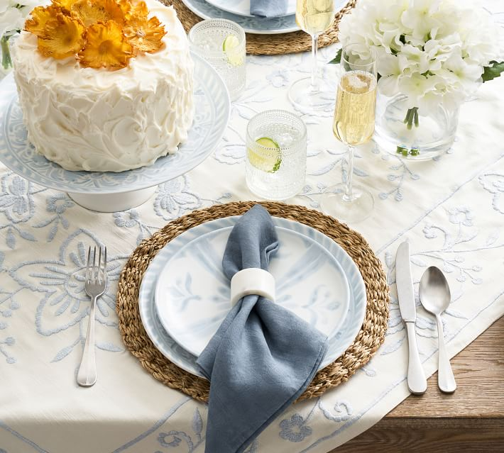 Chambray tile stoneware plates from Pottery Barn on a beautiful summery table. #summertablescape #chambray