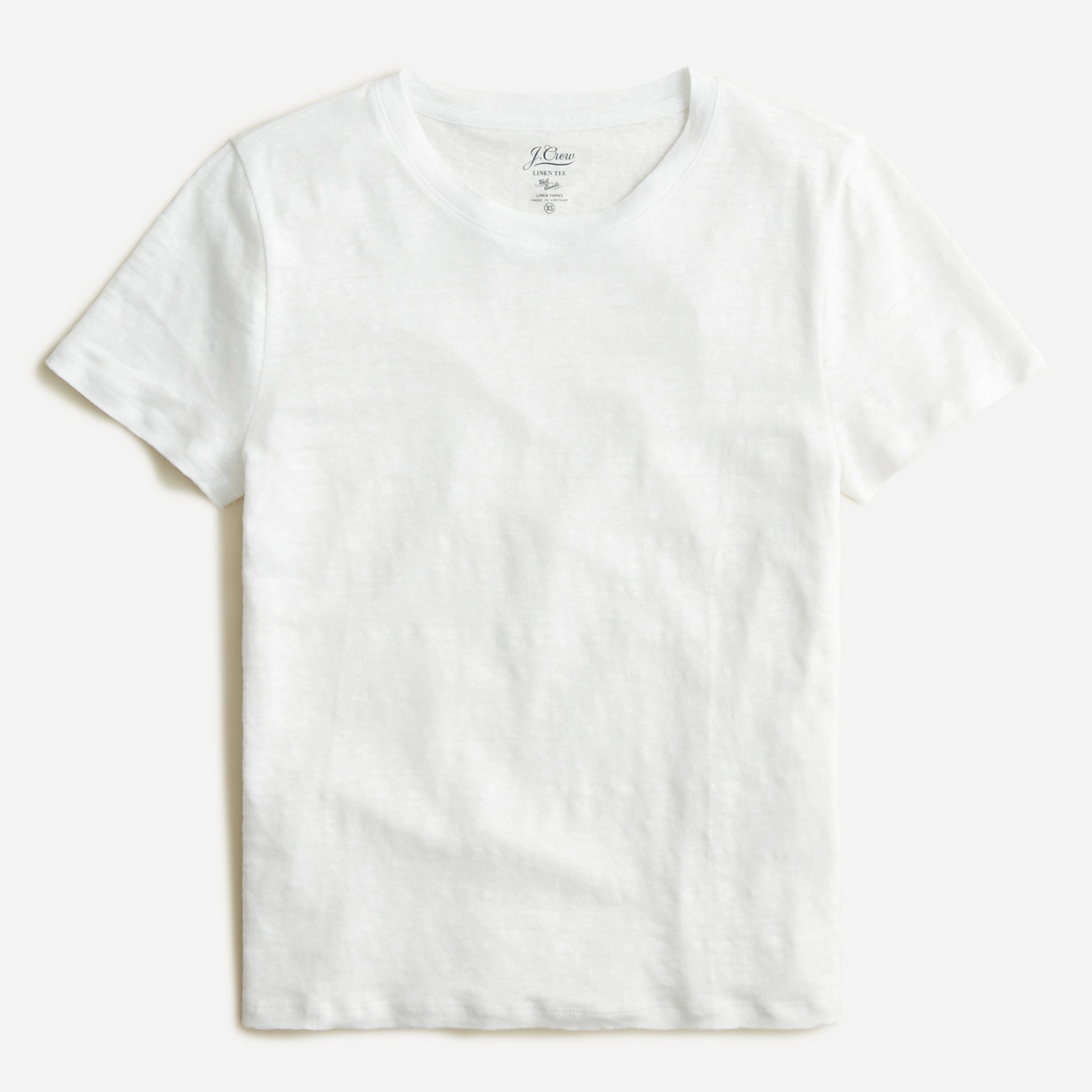 White linen tee from J. Crew. #over50fashion #fashionover50 #whitetshirts #whitelinen