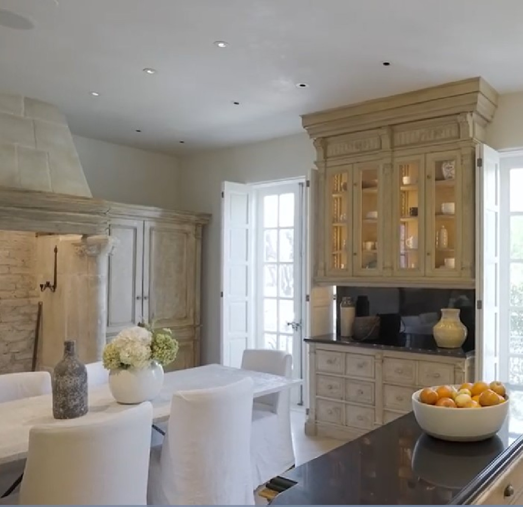 French kitchen in a Parisian style mansion in San Francisco. #frenchkitchens #elegantkitchendesign #oldworldstyle #frenchcountry