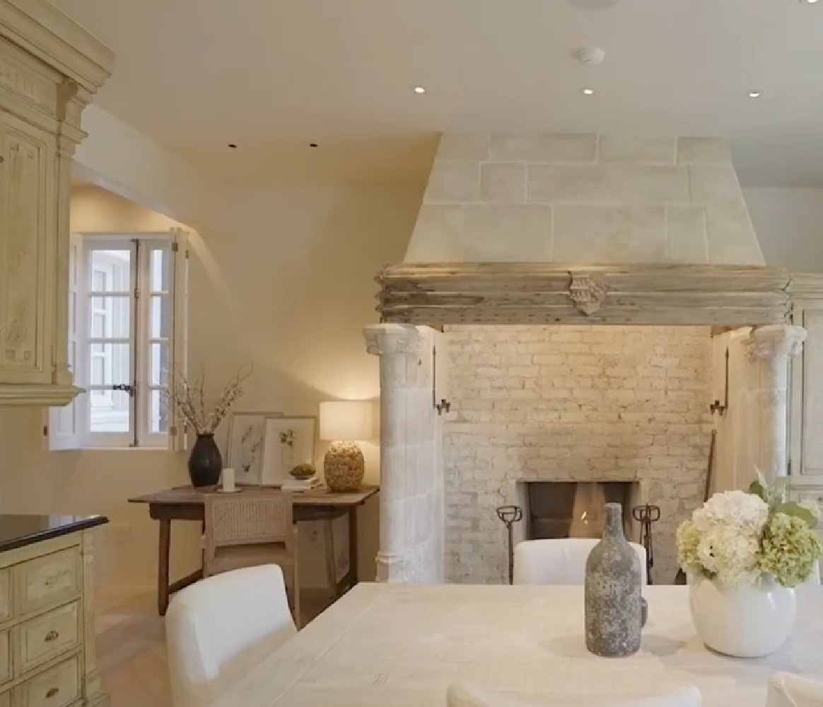 French kitchen in a Parisian style mansion in San Francisco. #frenchkitchens #elegantkitchendesign #oldworldstyle #frenchcountry