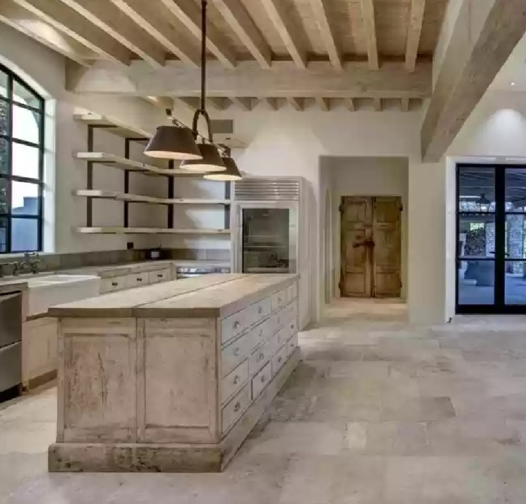 Rustic modern French kitchen design in a gorgeous Houston home with design by Eleanor Cummings and architecture by Kirby Mears. #rustickitchens #modernfrench #kitchendesign