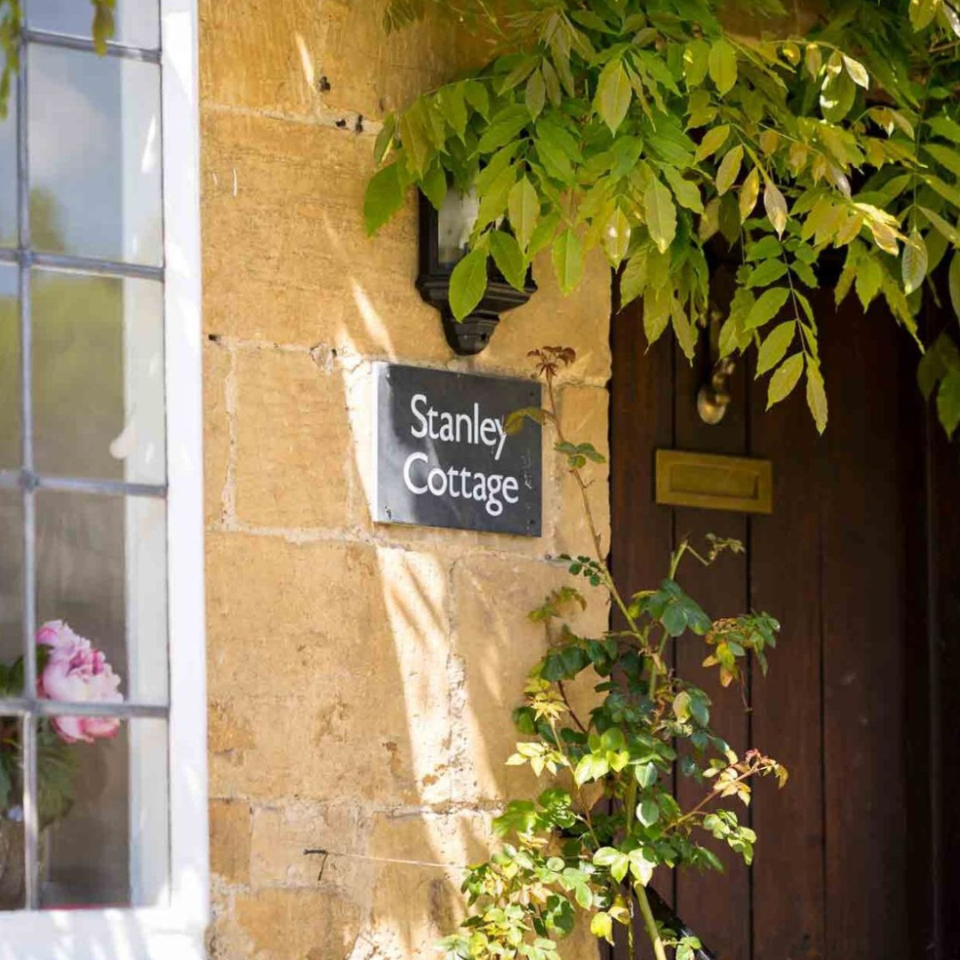 Beautiful stone exterior of Stanley Cottge (Chipping Campden) - a Cotswolds cottage vacation rental.