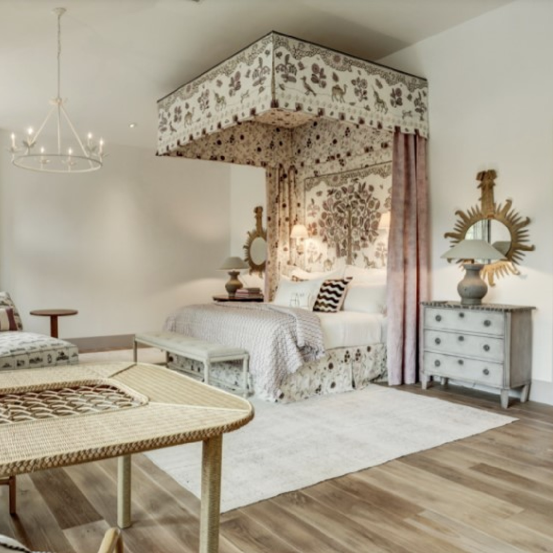Master suite designed by Colette van den Thillart and Nicky Haslam in the MILIEU Showhouse 2020.
