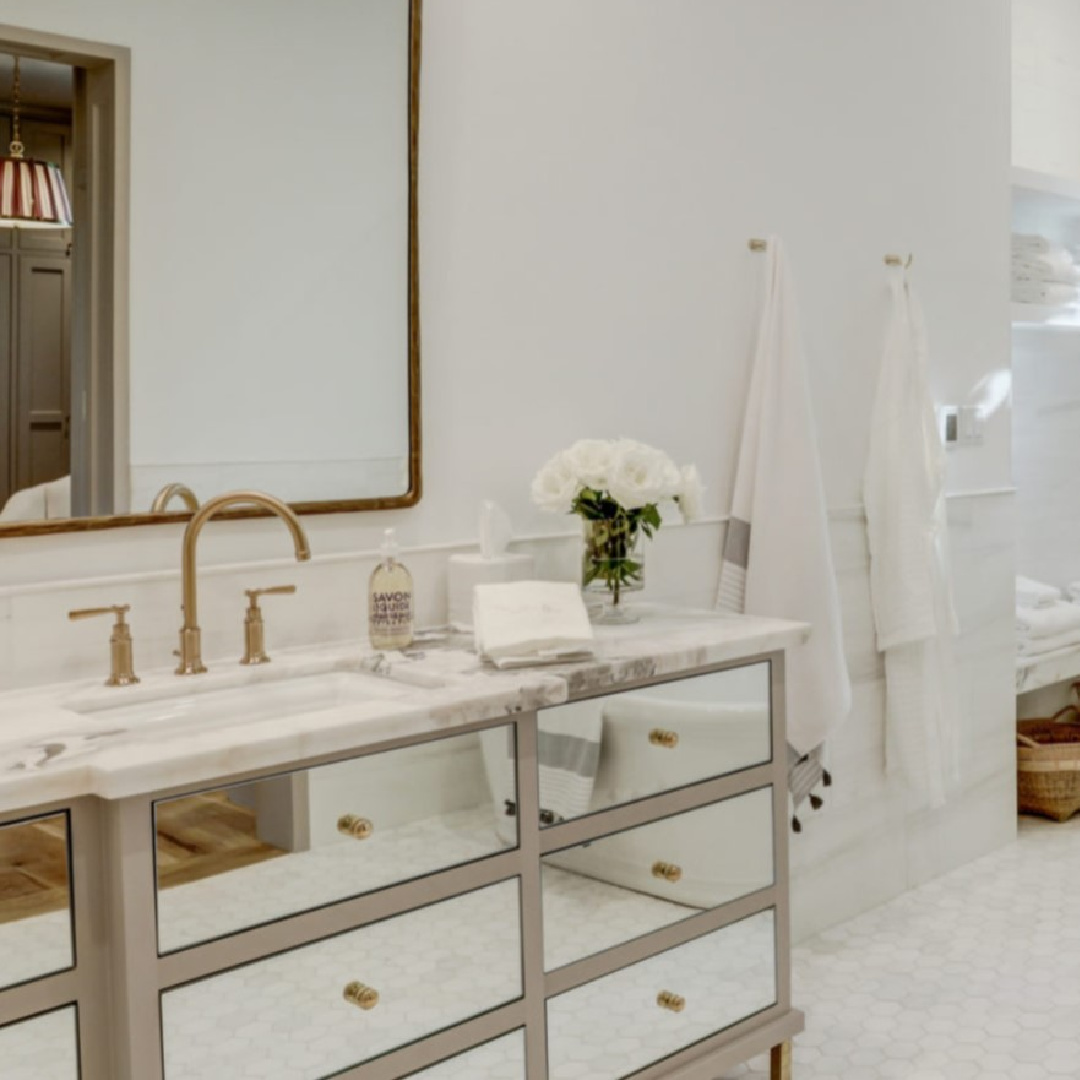 Luxurious mirrored vanity in Master suite designed by Colette van den Thillart and Nicky Haslam in the MILIEU Showhouse 2020.