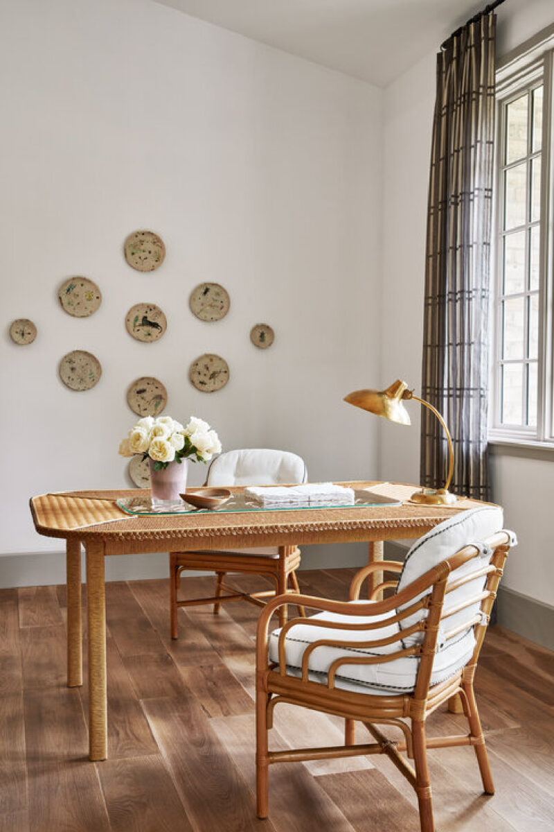 Learn from the Look: Timeless Interiors in a Luxurious Showhouse ...