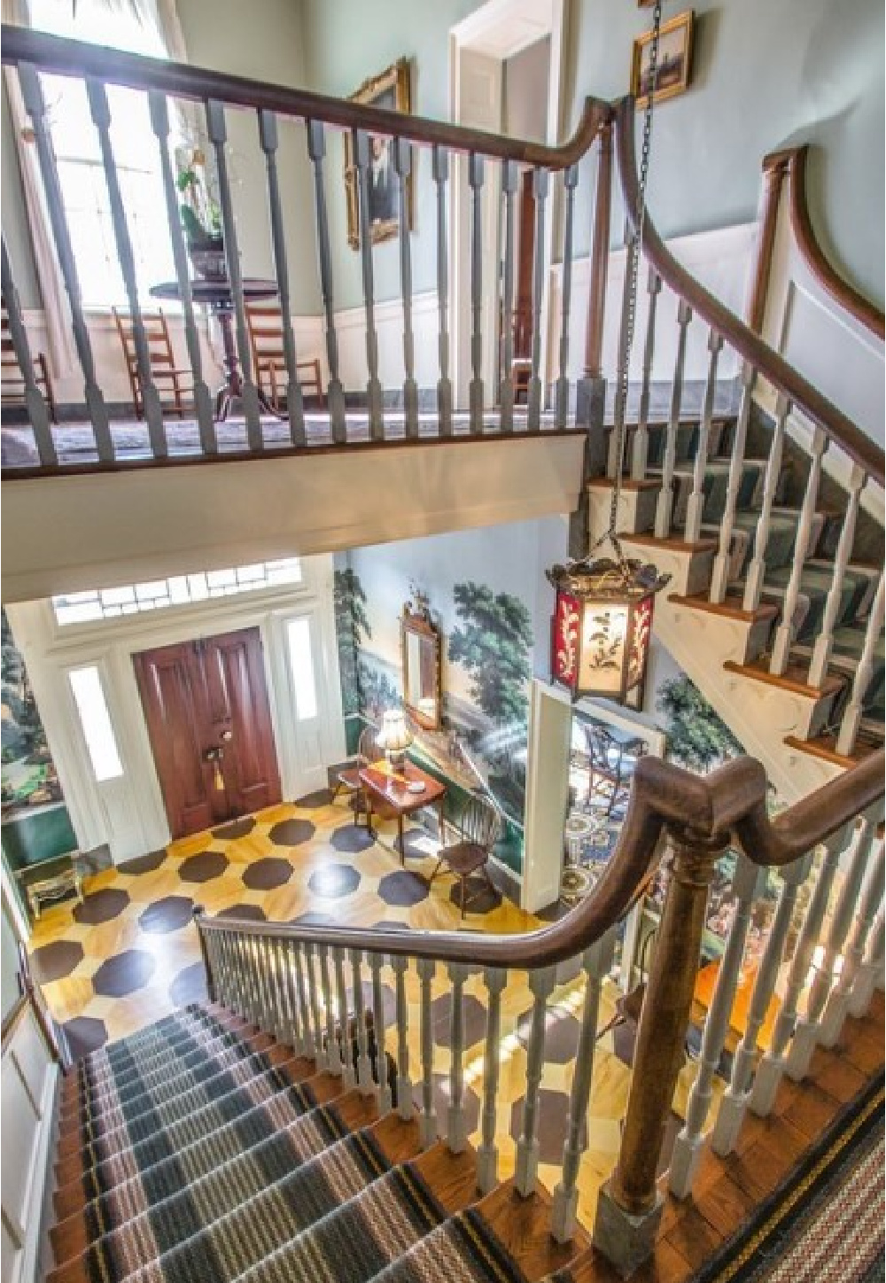 Dramatic entry and staircase - 3200 Del Rio Pike in Franklin - Meeting of the Waters house. #historichomes #franklintn