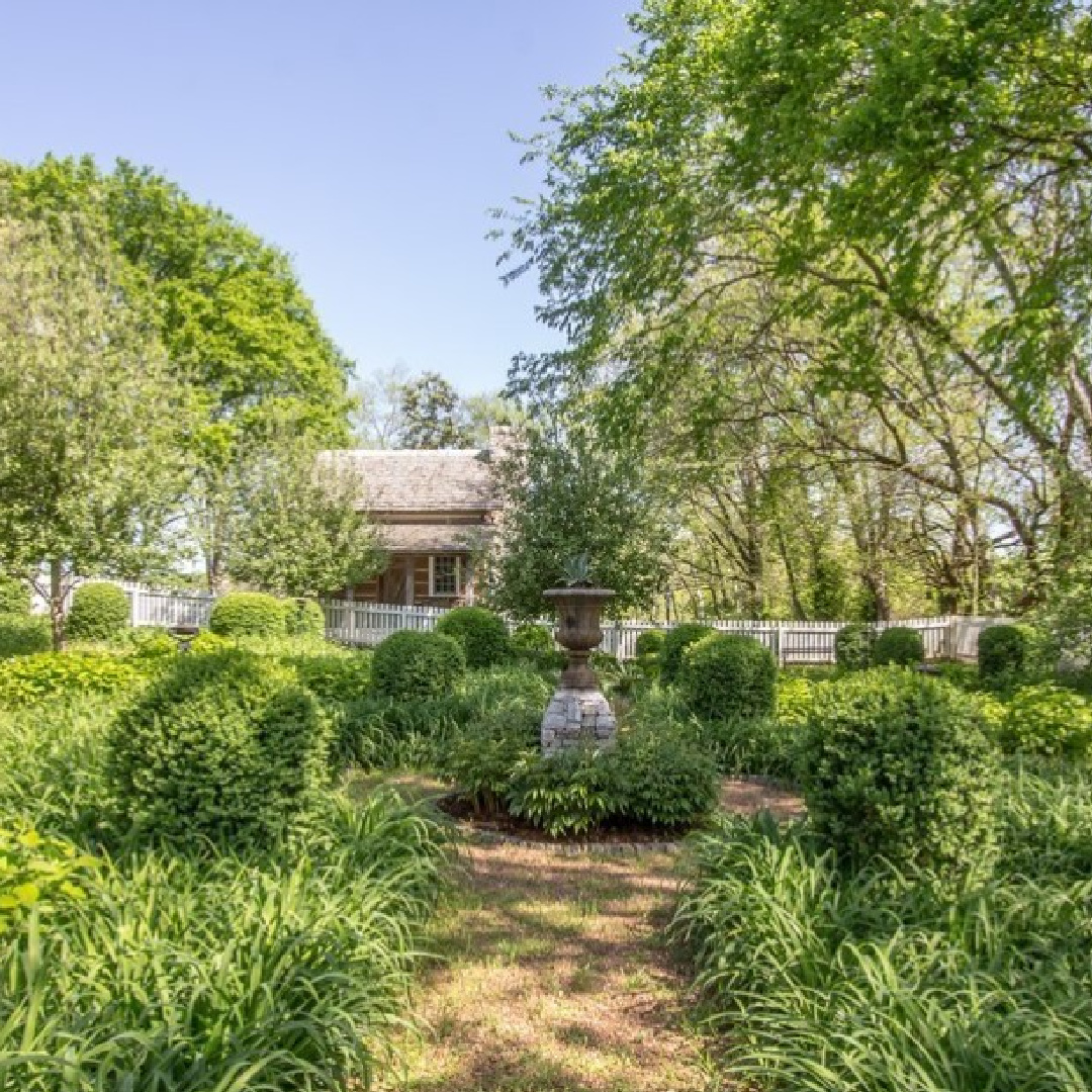 Garden - 3200 Del Rio Pike in Franklin - Meeting of the Waters house. #historichomes #franklintn