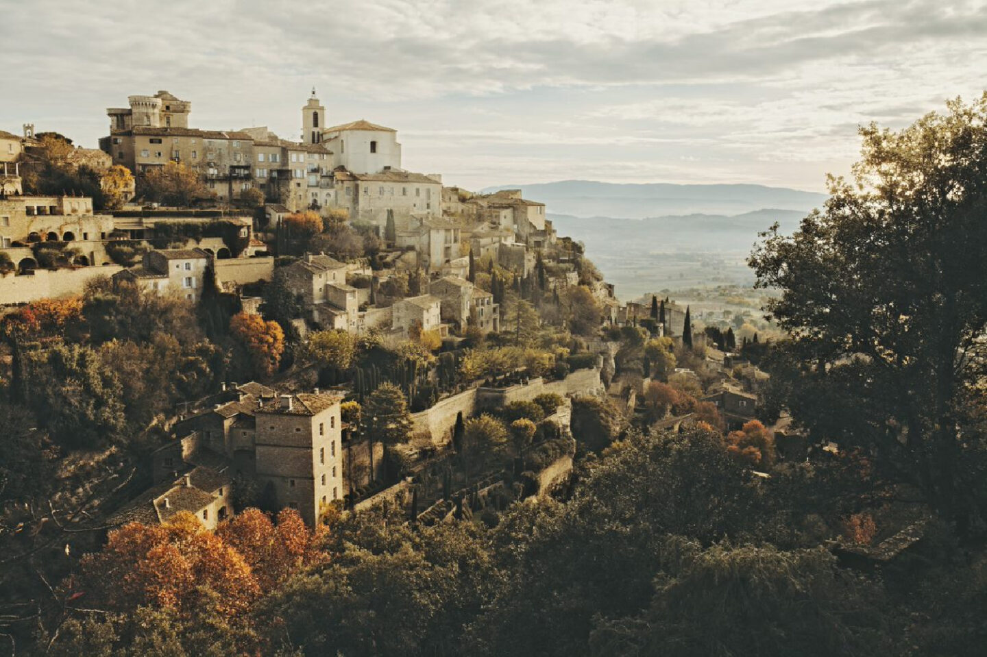 Picturesque countryside - from AN AMERICAN IN PROVENCE by Jamie Beck. #provencelandscape #frenchlandscape #southoffrance