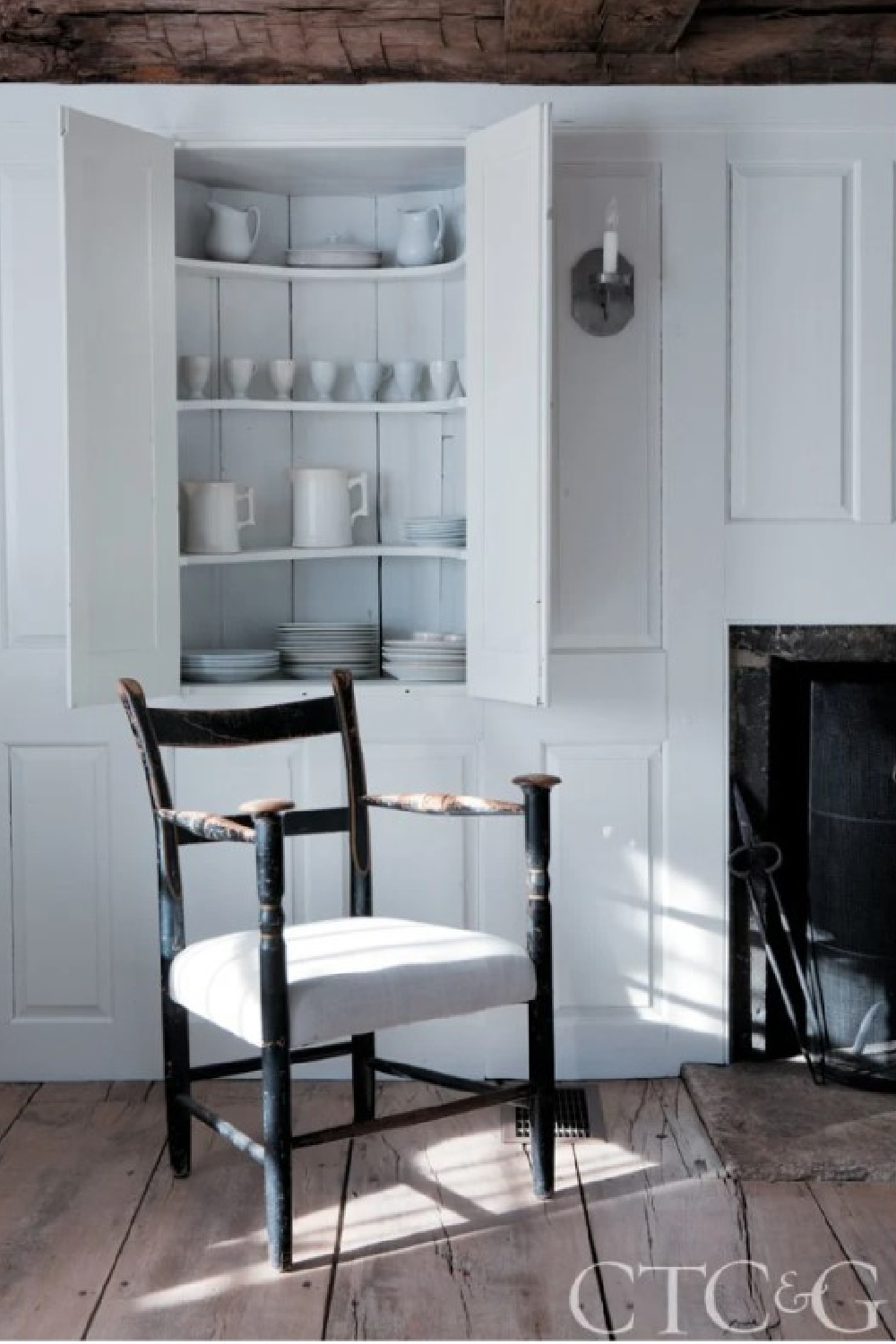 Ironstone in primitive cupboard in 1700s Connecticut cottage of Nancy Fishelson in CTCG (Feb 2012).