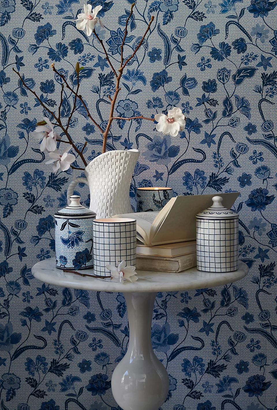 Mark Sikes blue floral wallpaper