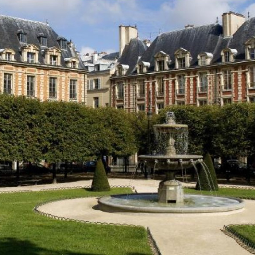 Place des Vosges in Paris