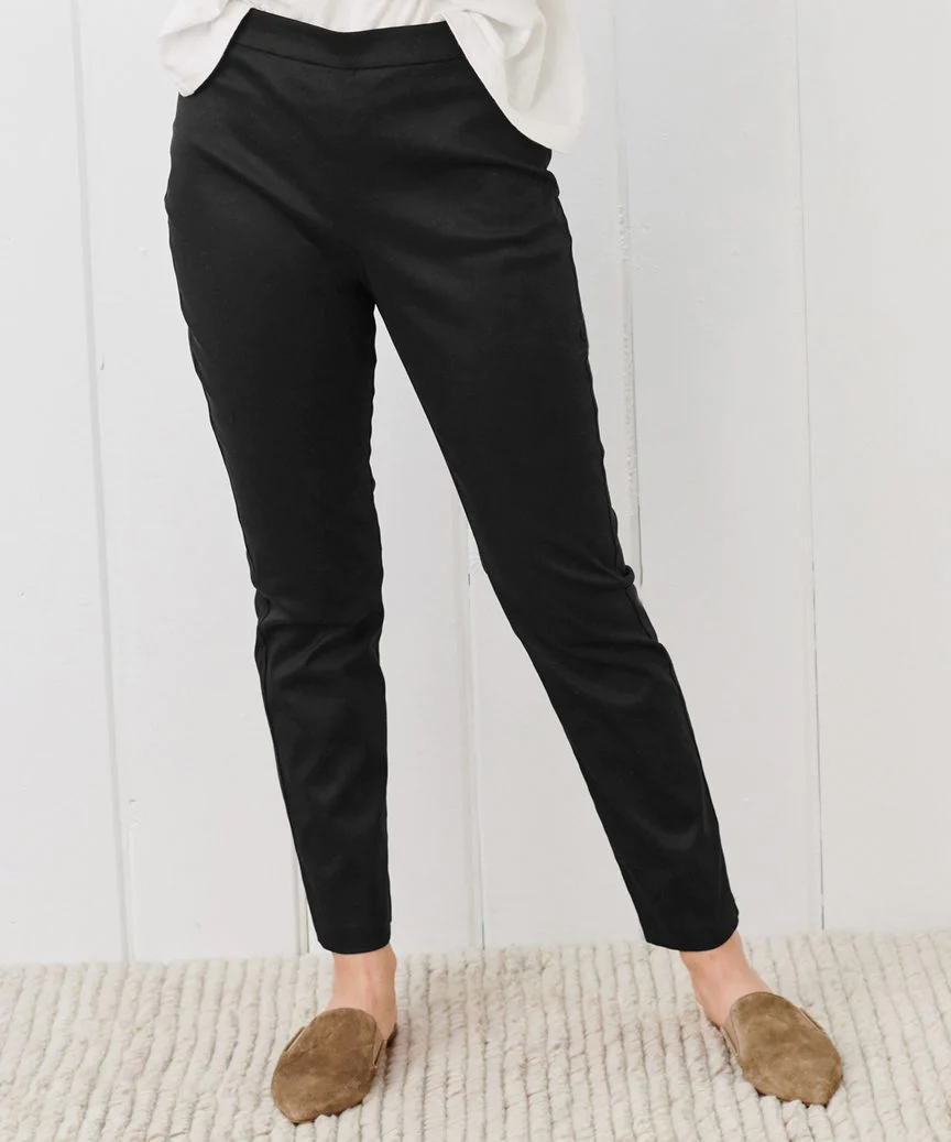 Black Weekender Slim Trousers from Jenni Kayne