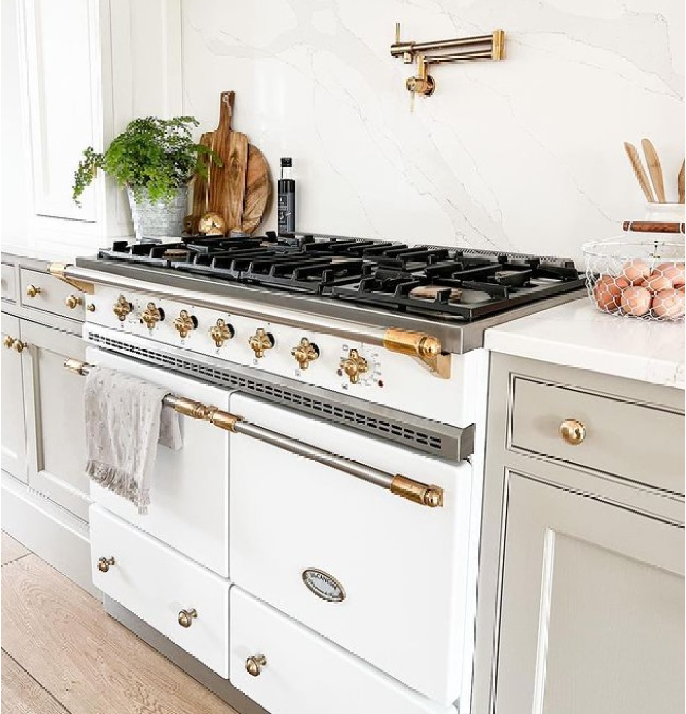 Beautiful kitchen with Cluny Lacanche white range and cabinets painted Farrow & Ball Hardwick White - #riverlanelife. #hardwickwhite