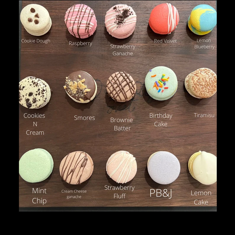 Multiple flavors of French macarons to choose from - Decadently Sweet on Etsy. #frenchmacarons