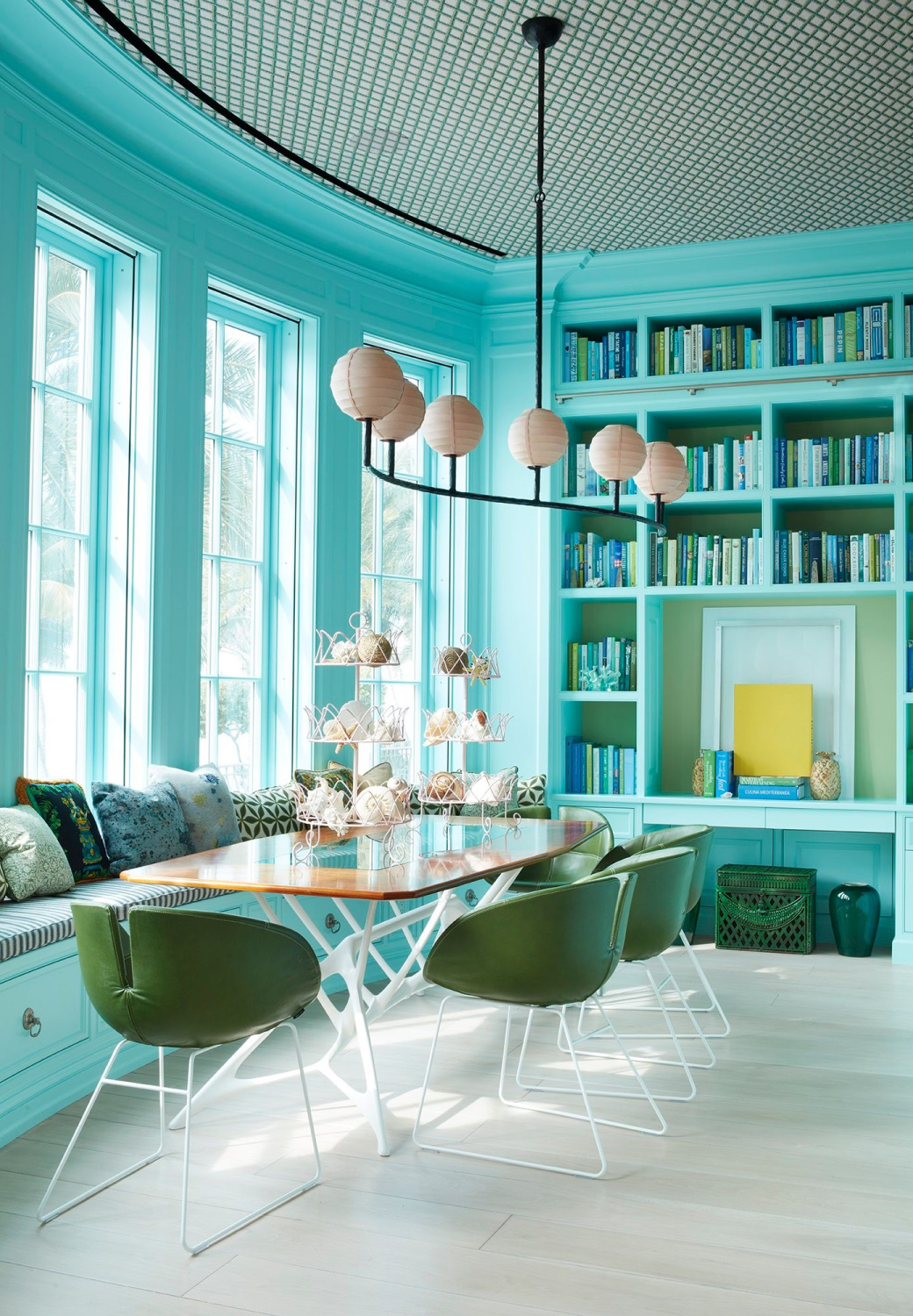 Beautiful bold turquoise in a guest house in Naples by Stephen Sills in A VISION FOR DESIGN (2022). #stephensills