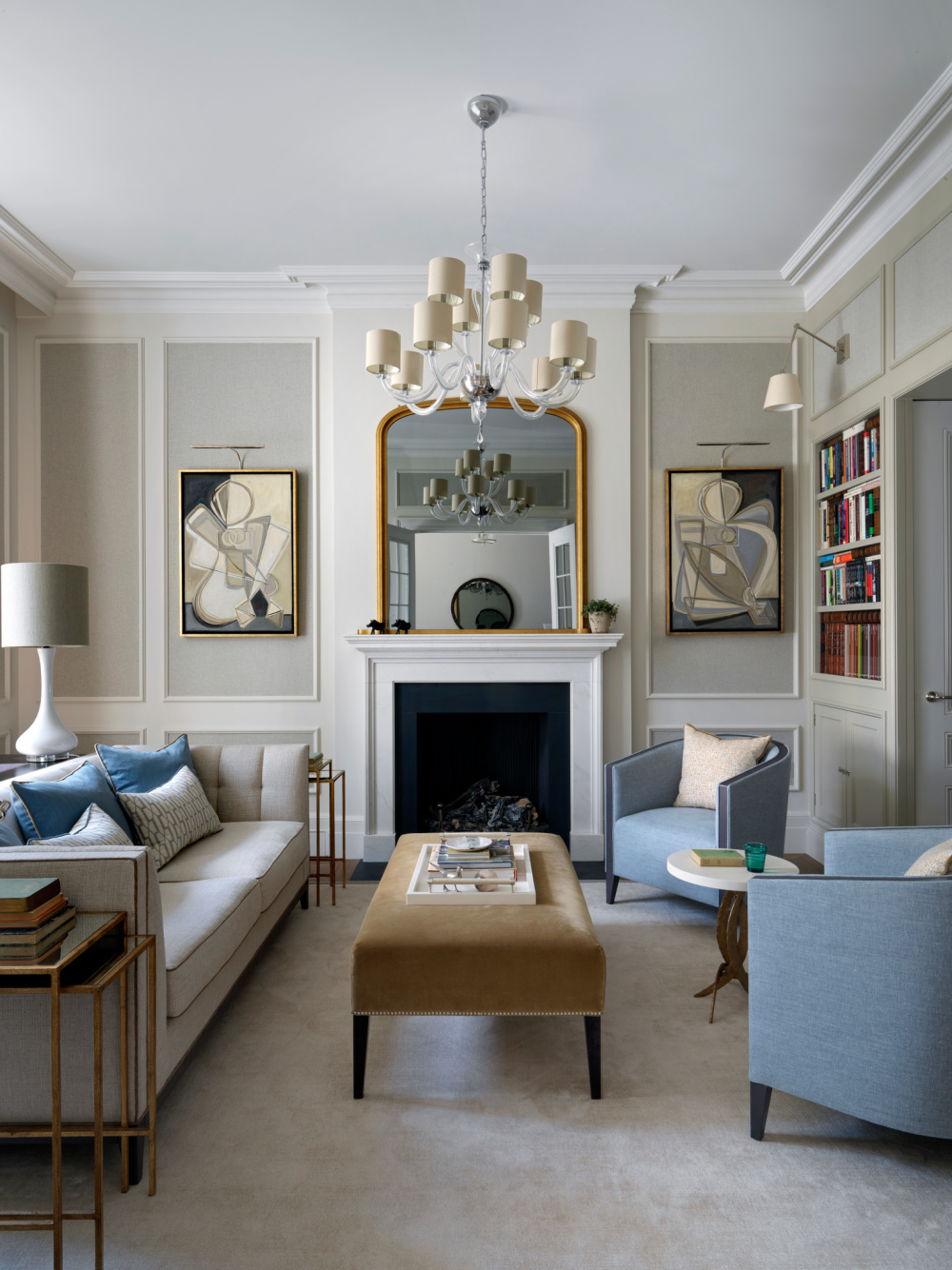 English Country living room library interior with design by Sims Hilditch in THE EVOLUTION OF HOME (Rizzoli, 2022).