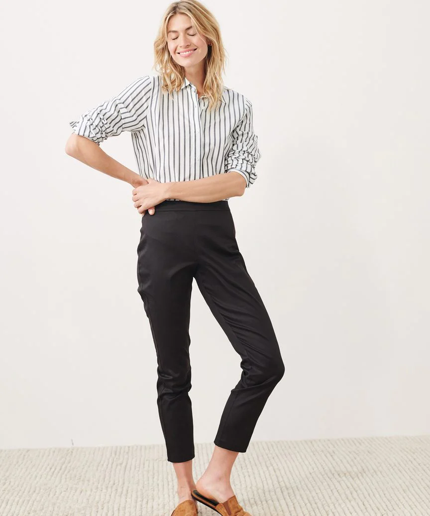 Weekender Slim Trouser in black, Jenni Kayne. #blacktrousers #jennikayne