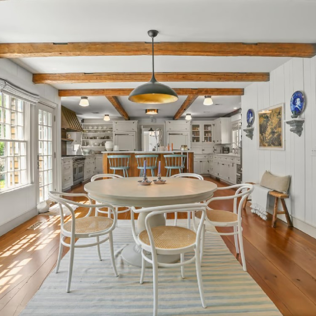 Connecticut farmhouse with classic modern country interiors, timeless design, and a mix of vintage and contemporary. #timelessinteriors #connecticutcountryhouse