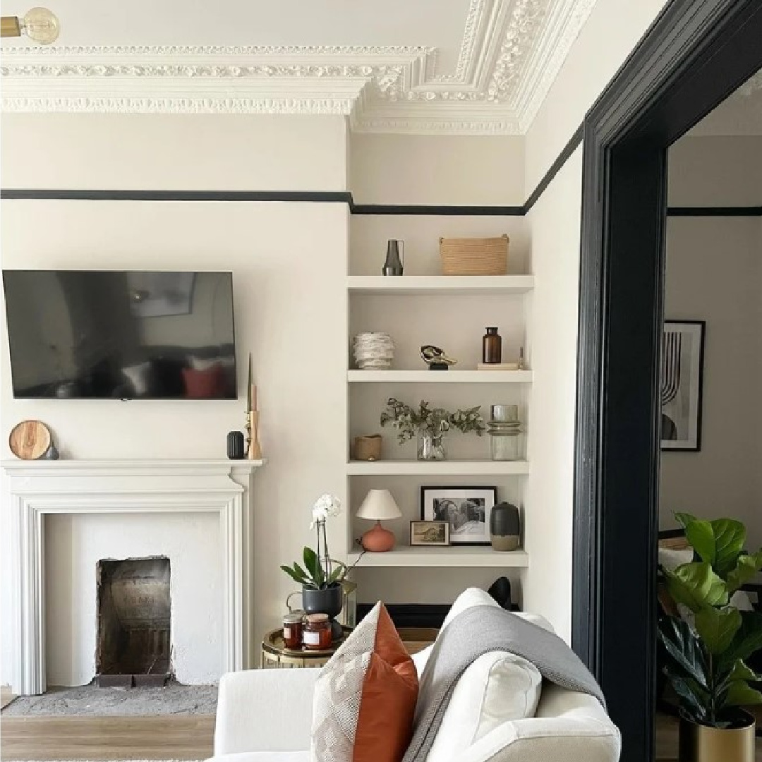 Ammonite (Farrow & Ball) in a cozy neutral living room by @hmwinteriors_ #ammonite