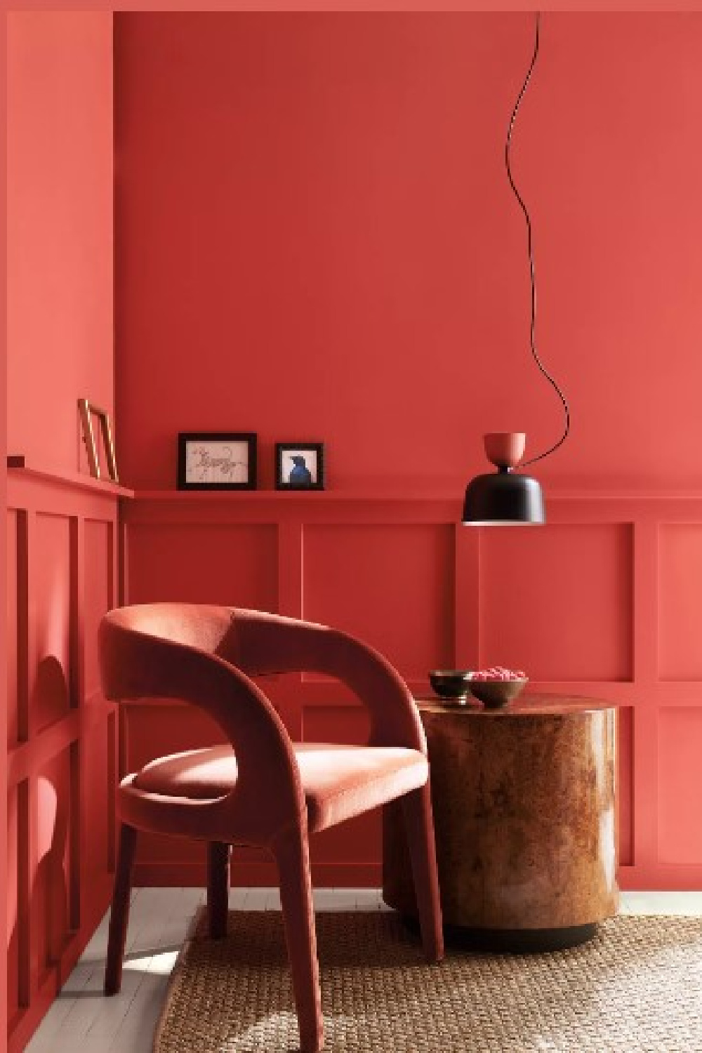 Raspberry Blush Benjamin Moore 2023 paint color of the year. #raspberryblush #paintcolors