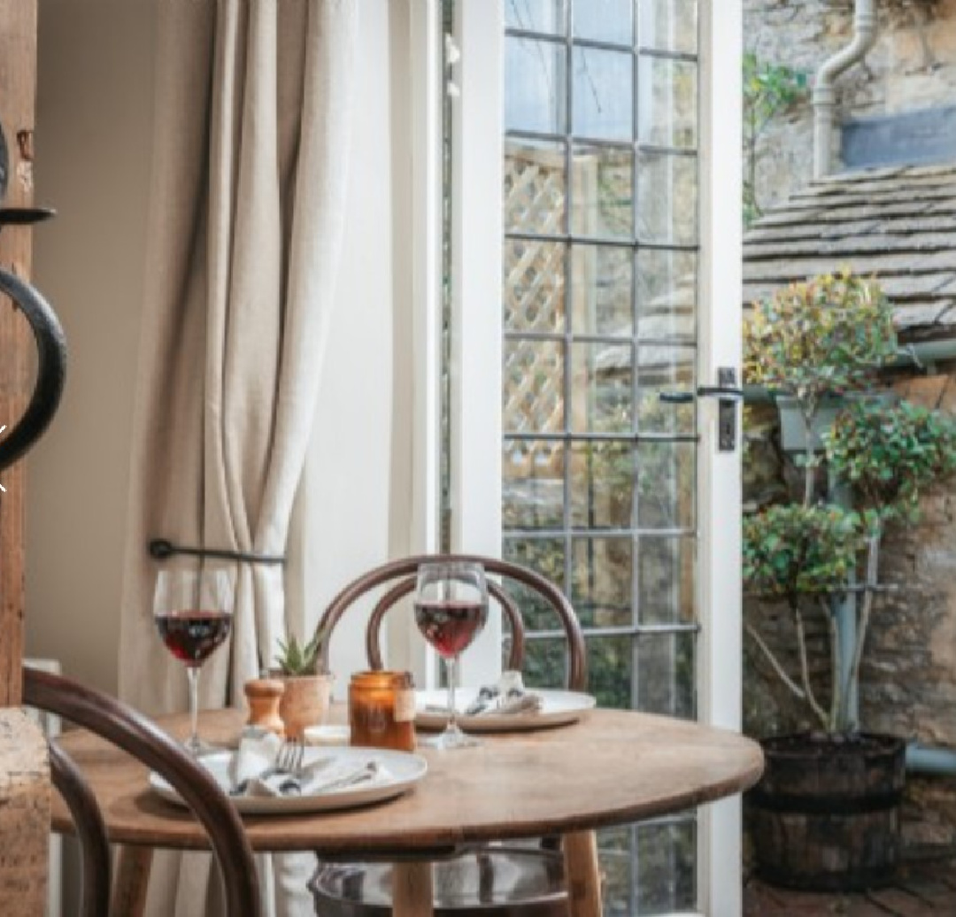 Inkwell Cottage in Oxfordshire - UniqueHomeStays. #cotswoldcottage