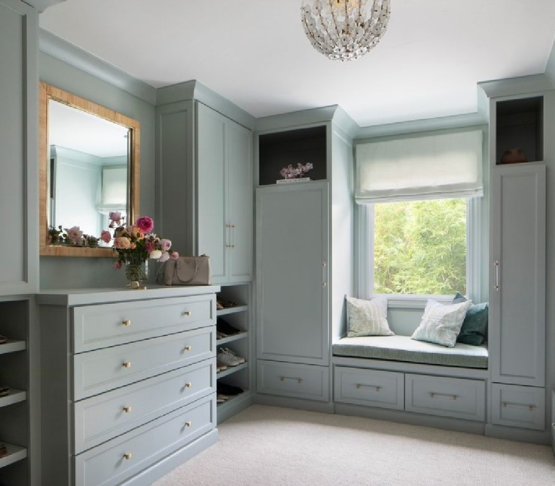 https://www.hellolovelystudio.com/wp-content/uploads/2023/03/custom-closet-light-blue-window-seat-mareaclarkinteriors-dyerphoto.jpg