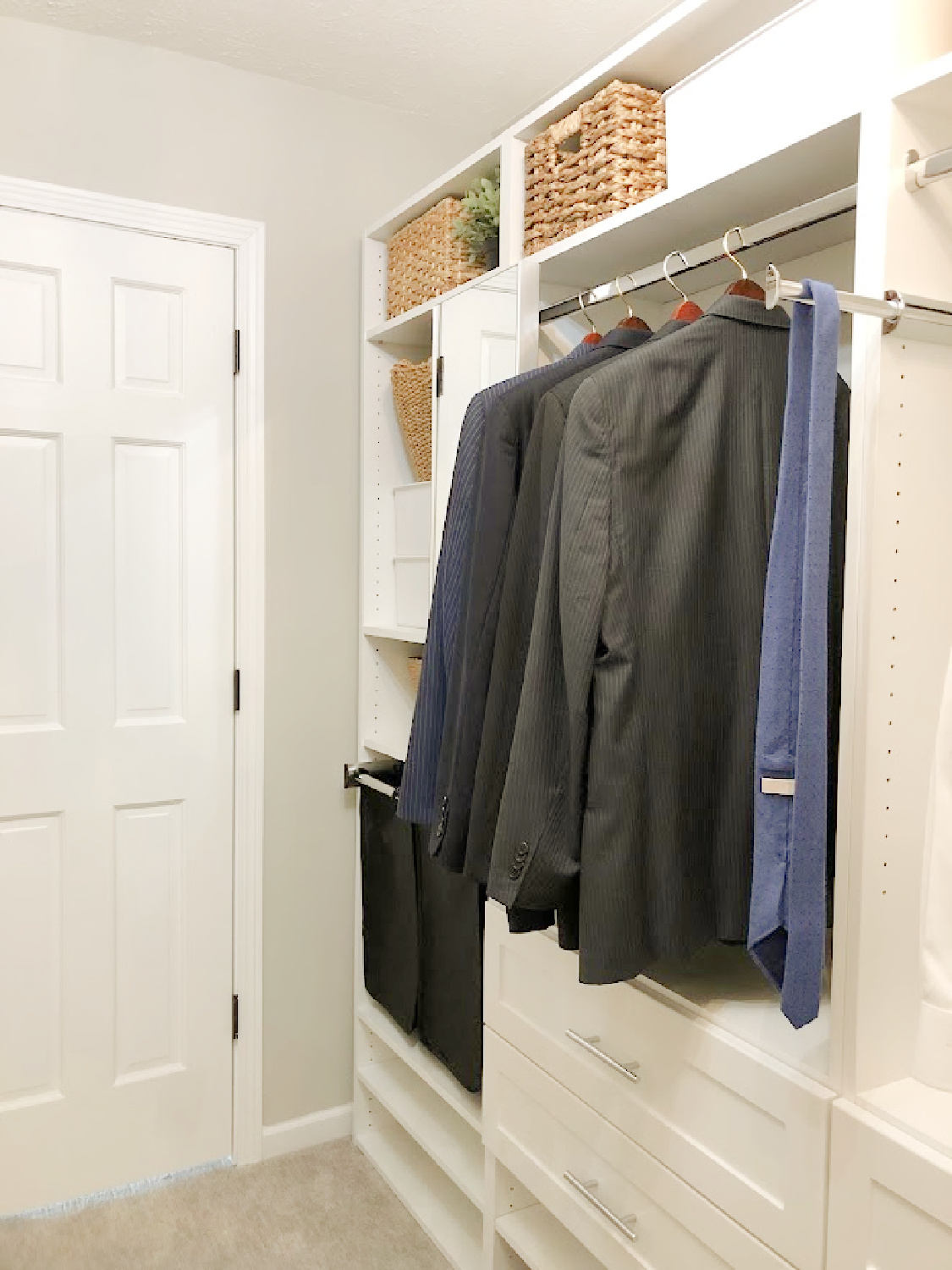 Hello Lovely's DIY custom closet with white Shaker style towers and drawers (Modular Closets). See the before/after photos and find tips for a successful closet upgrade. #diycloset #customclosetideas #closetmakeover #closetmodules #diyclosetmakeover