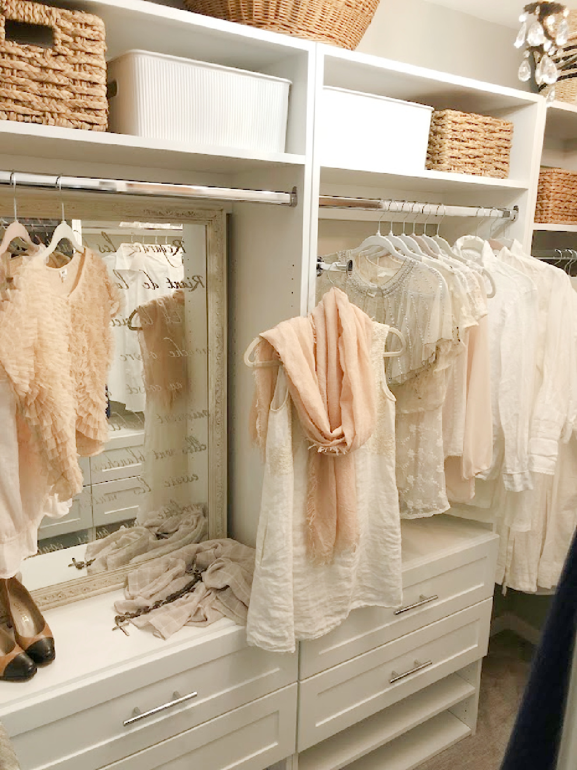 Hello Lovely's closet makeover - I love mixing natural materials and warmth with the beauty and neutrality of white. Come see the before/after of this DIY closet project with Modular Closets. #diyclosets #customclosetdiy #whiteshakerclosets