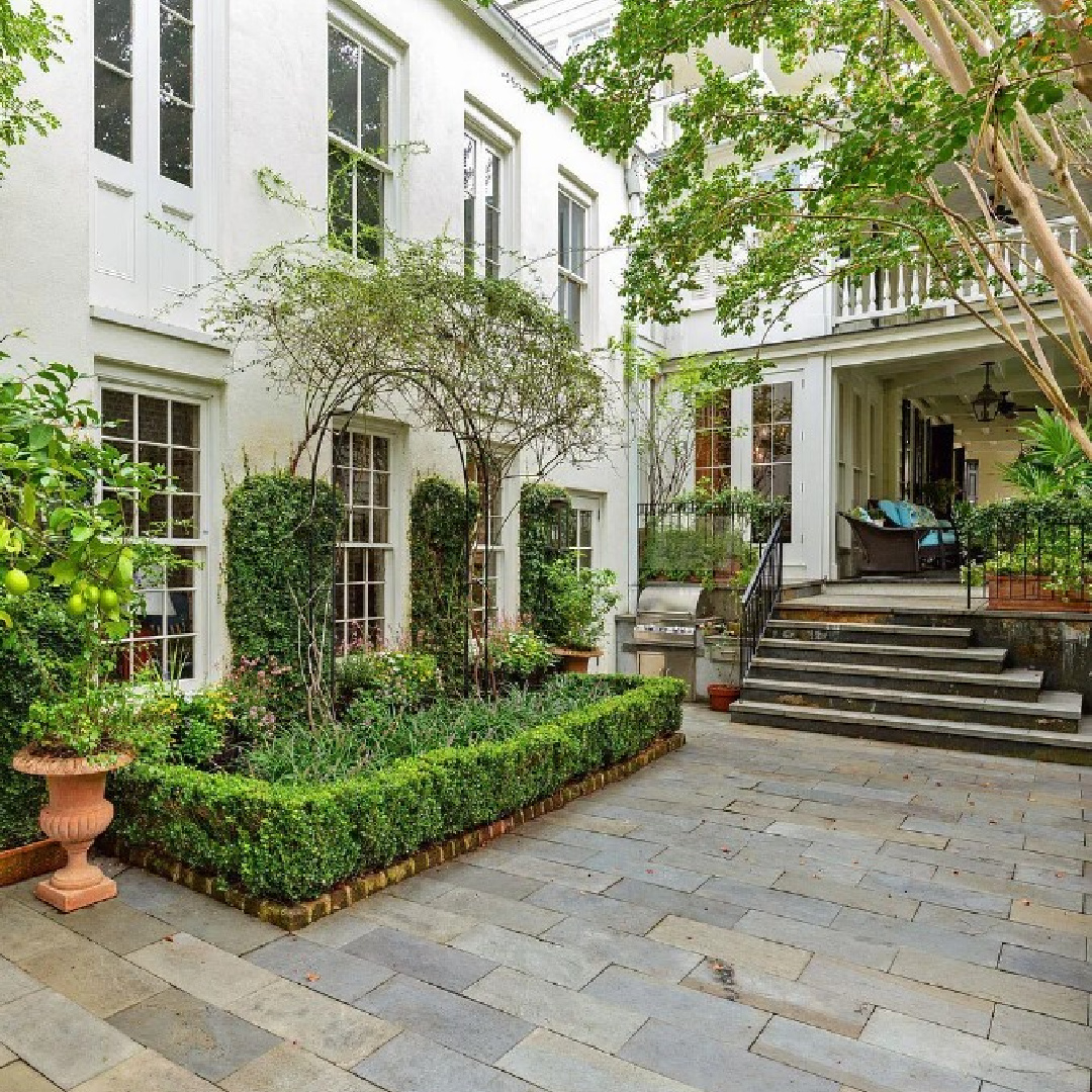 Beautiful Charleston garden at 13 Church St. #charlestongardens #formalgardens