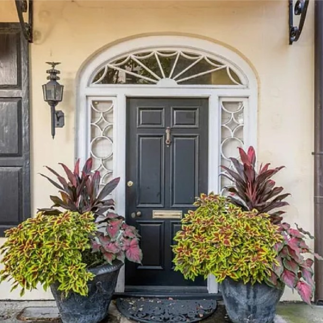 Charming historic Charleston home exterior - 83 E. Bay St. #historicalhomes #charlestonhomes