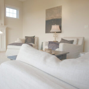 WHITE SAND OC-10 Warm White in Hello Lovely's House - Hello Lovely