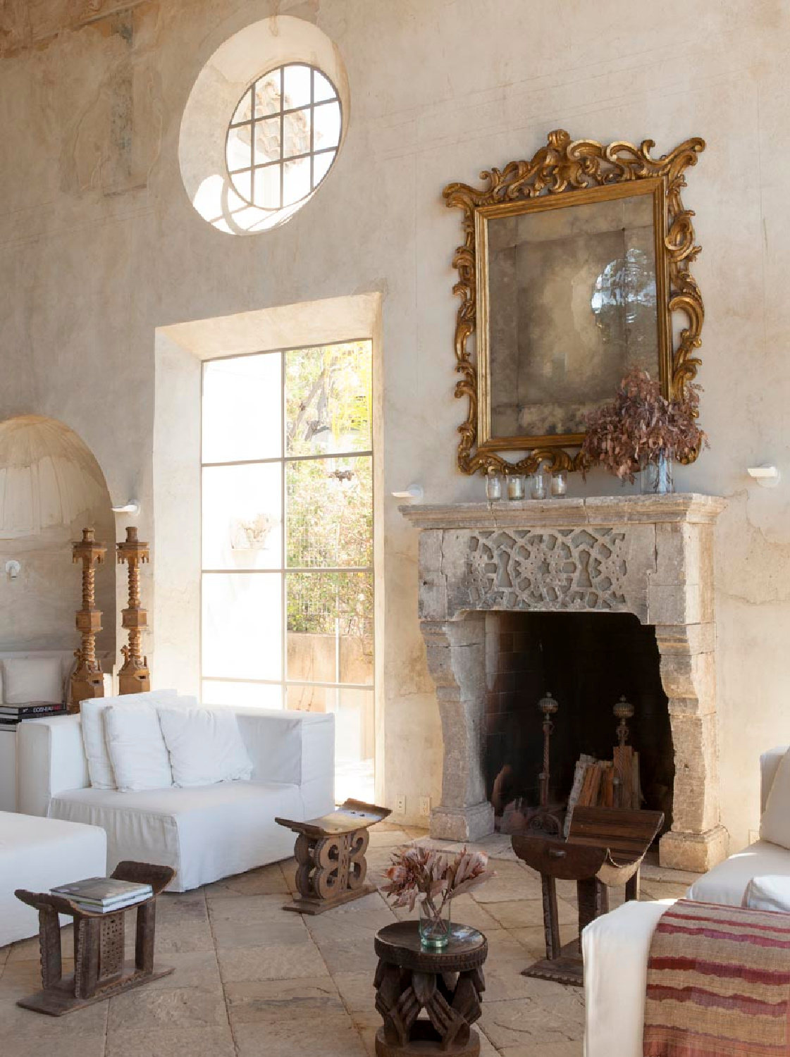 Richard Shapiro's Mediterranean style Malibu oceanfront home filled with ancient treasures and Old World European flavor. #oldworldstyle #fantasyhomes #malibudreamhome