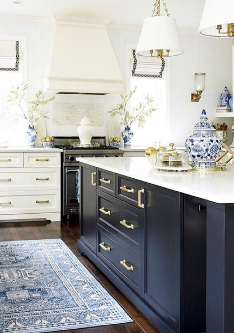 Timeless Kitchens: What Distinguishes Them from Trendy? - Hello Lovely