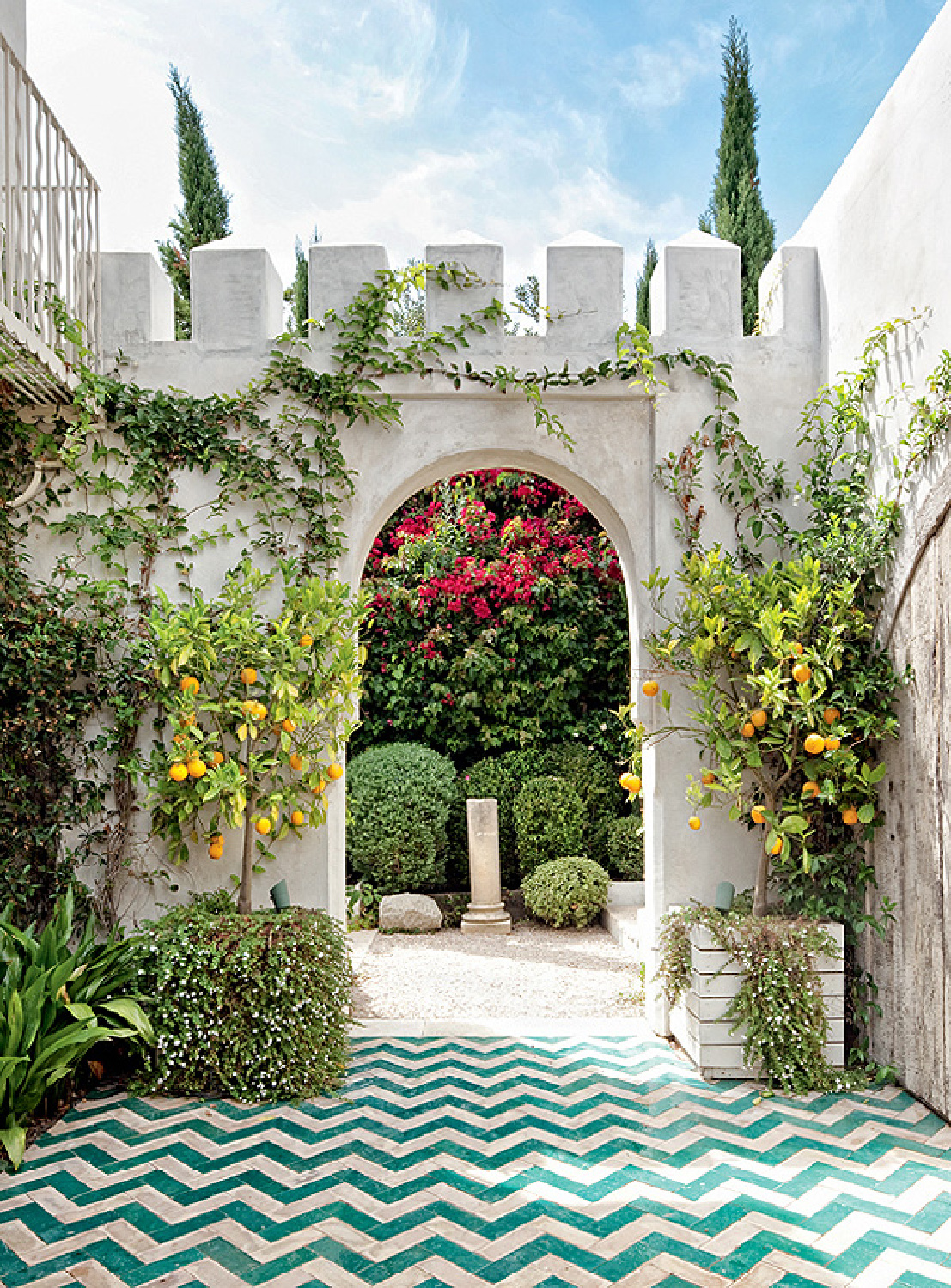 Richard Shapiro's Mediterranean style Malibu oceanfront home filled with ancient treasures and Old World European flavor. #oldworldstyle #fantasyhomes #malibudreamhome