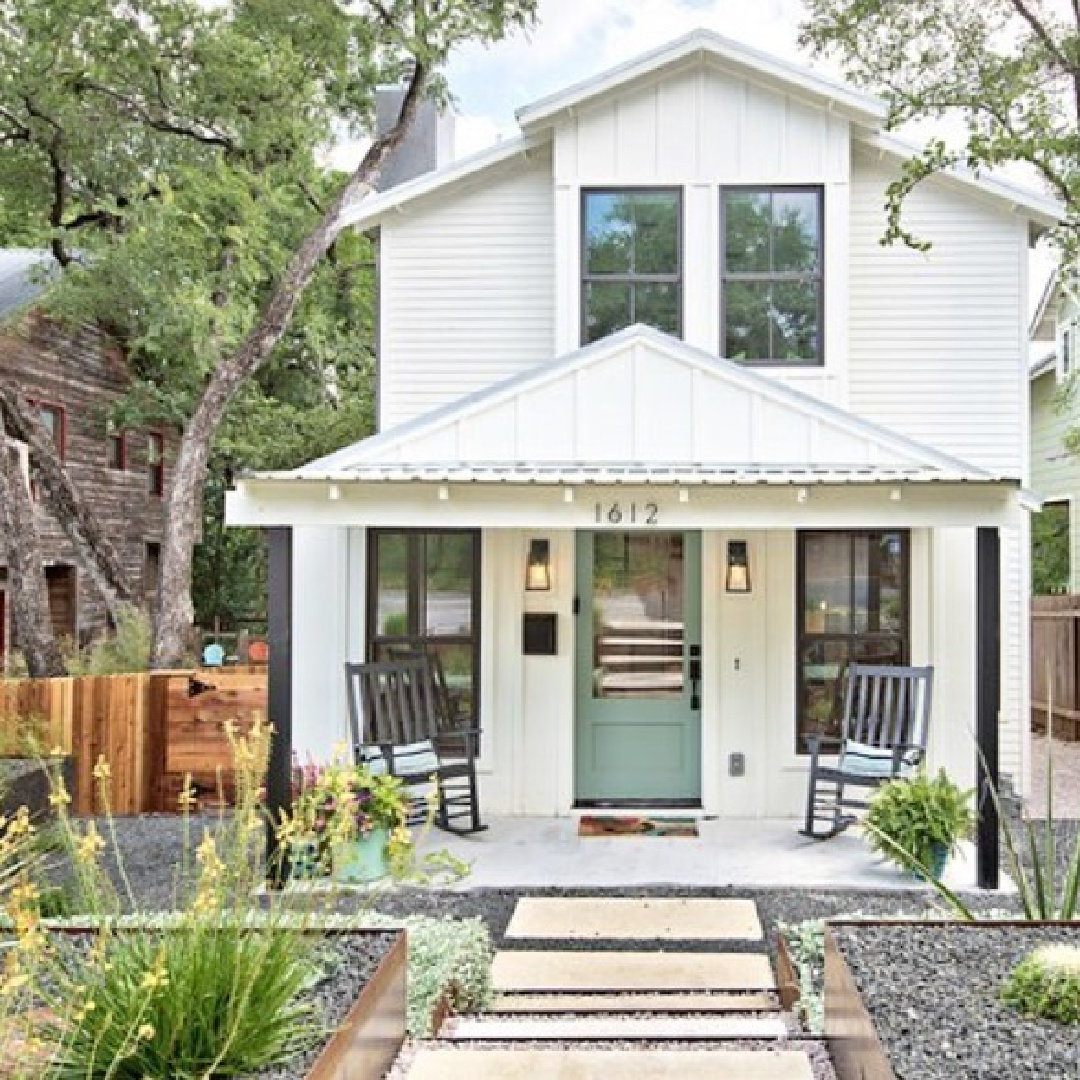 @bhg - Benjamin Moore Simply White house exterior color. #bmsimplywhite #whitehousepaintcolors