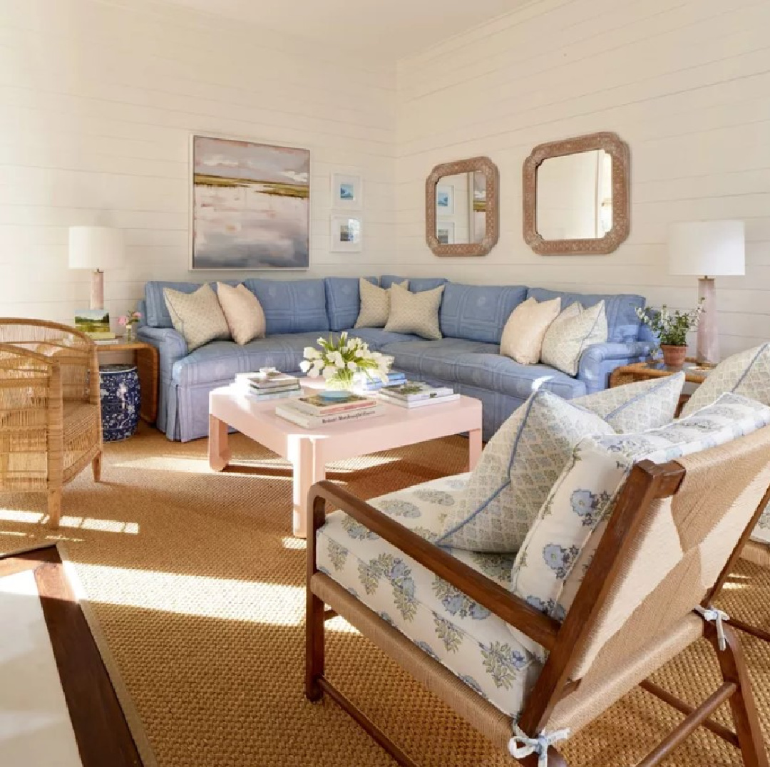 Traditional living room with shiplap walls (BM Simply White) - Julia Berolzheimer's home in Southern Living (photo: Hector Manuel Sanchez). #bmsimplywhite