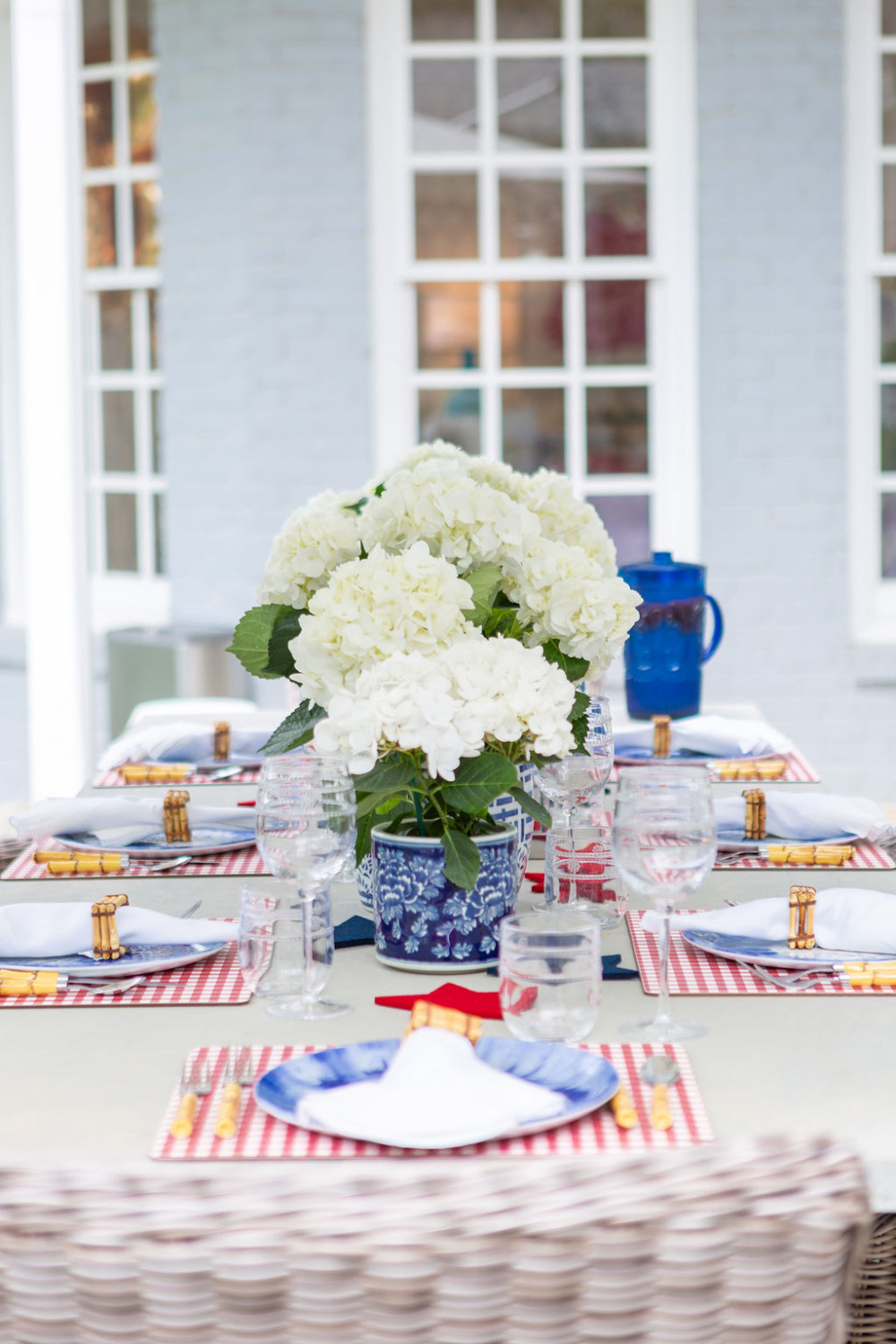 @aliciawoodlifestyle - 4th of July tablescape with classic Americana and gingham. #4thofjulytablescape