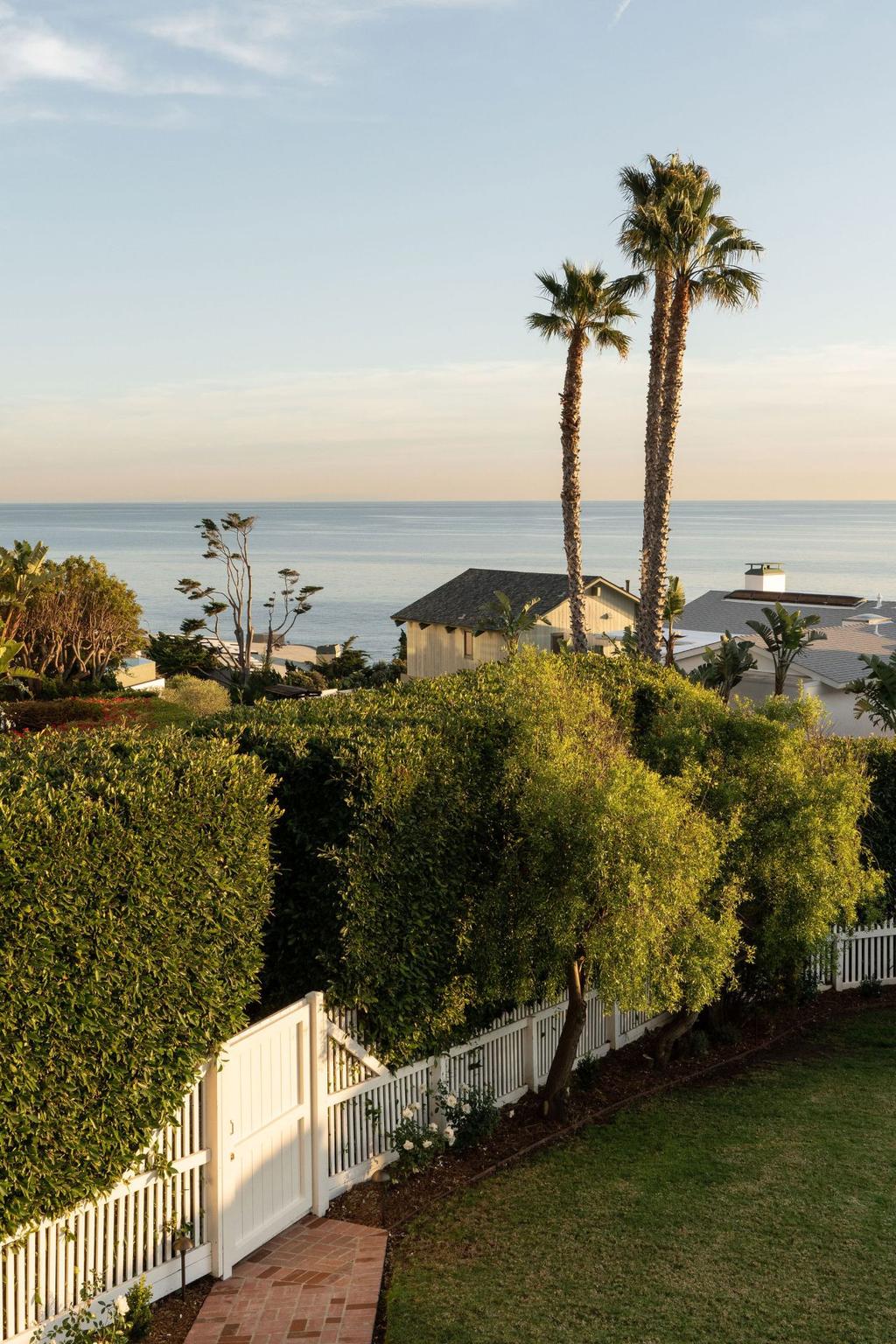 Malibu 1941 cottage - Avi Brosh. Vogue Living Australia -