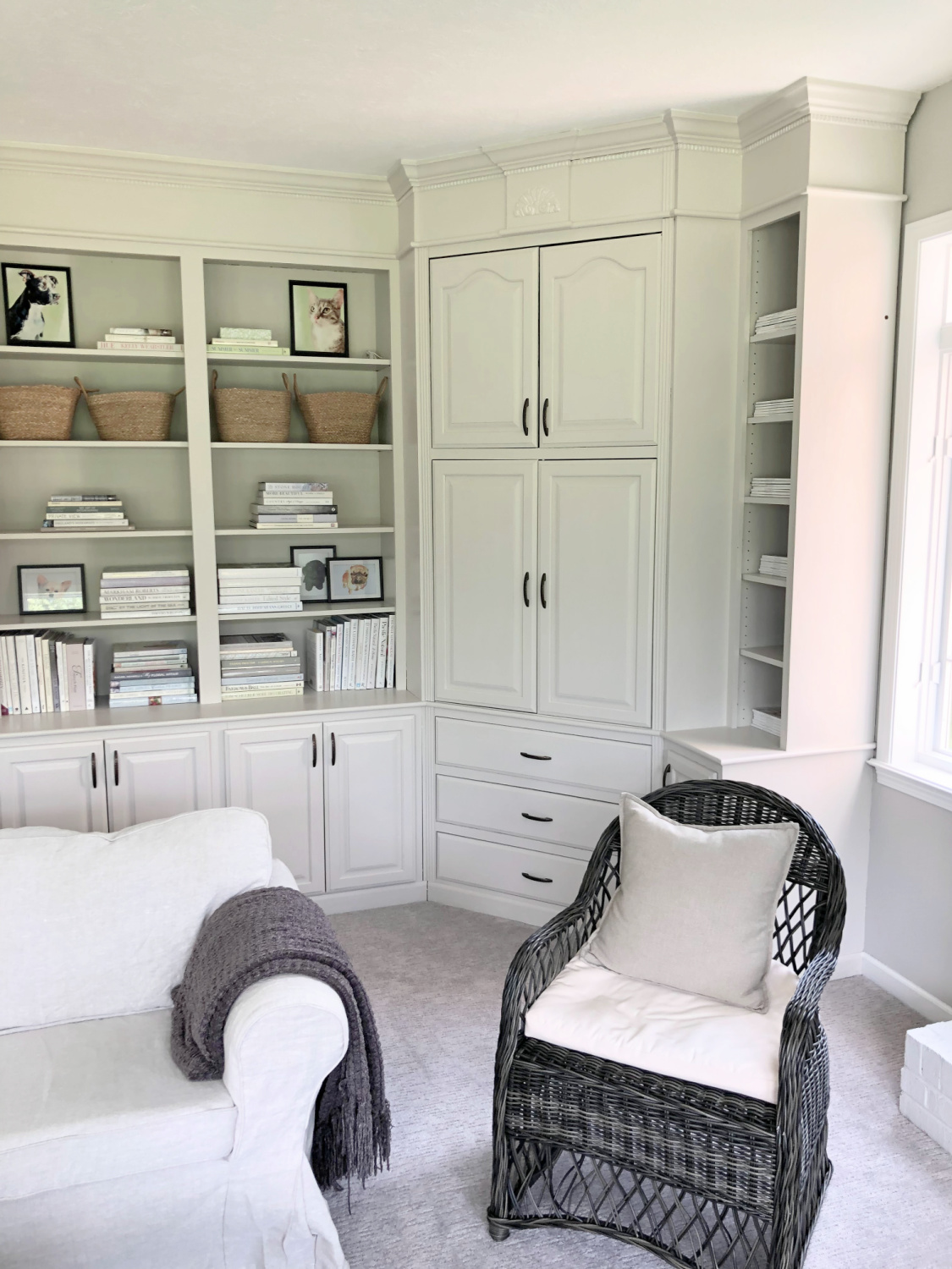 SW Agreeable Gray in tonal family room with built-ins and Belgian linen - Hello Lovely Studio. #swagreeablegray