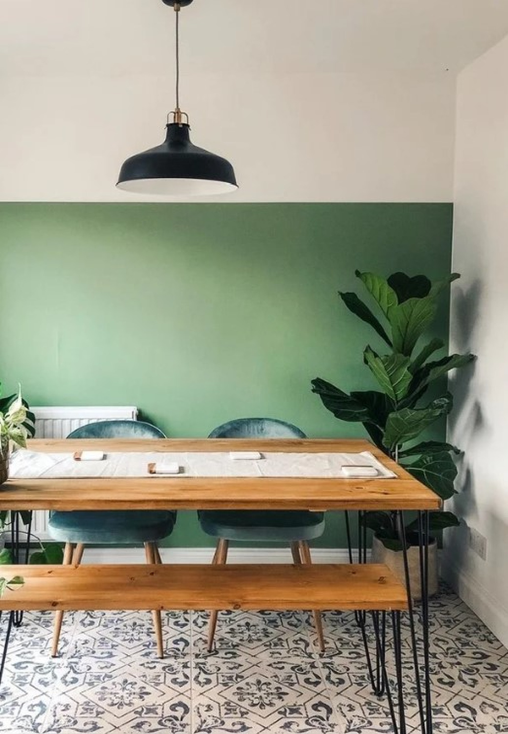 Breakfast Room Green (F&B) painted wall in a dining area by @jessicasimmons. #farrowandballbreakfastroomgreen #greenpaintcolors