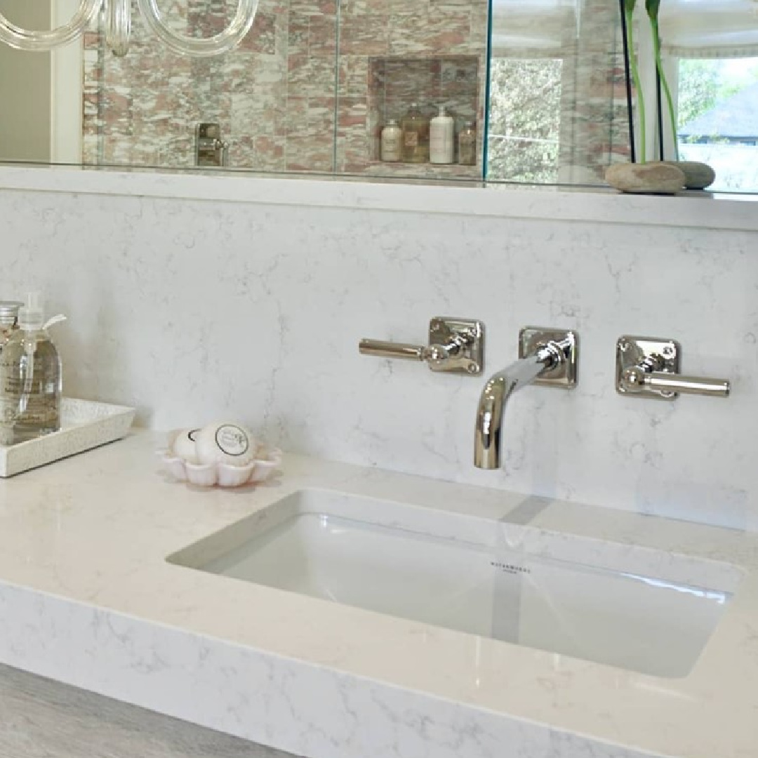 Dolce quartz countertops (Viatera) - in a bath in the Southeastern Designer Showhouse 2021. #dolcequartz