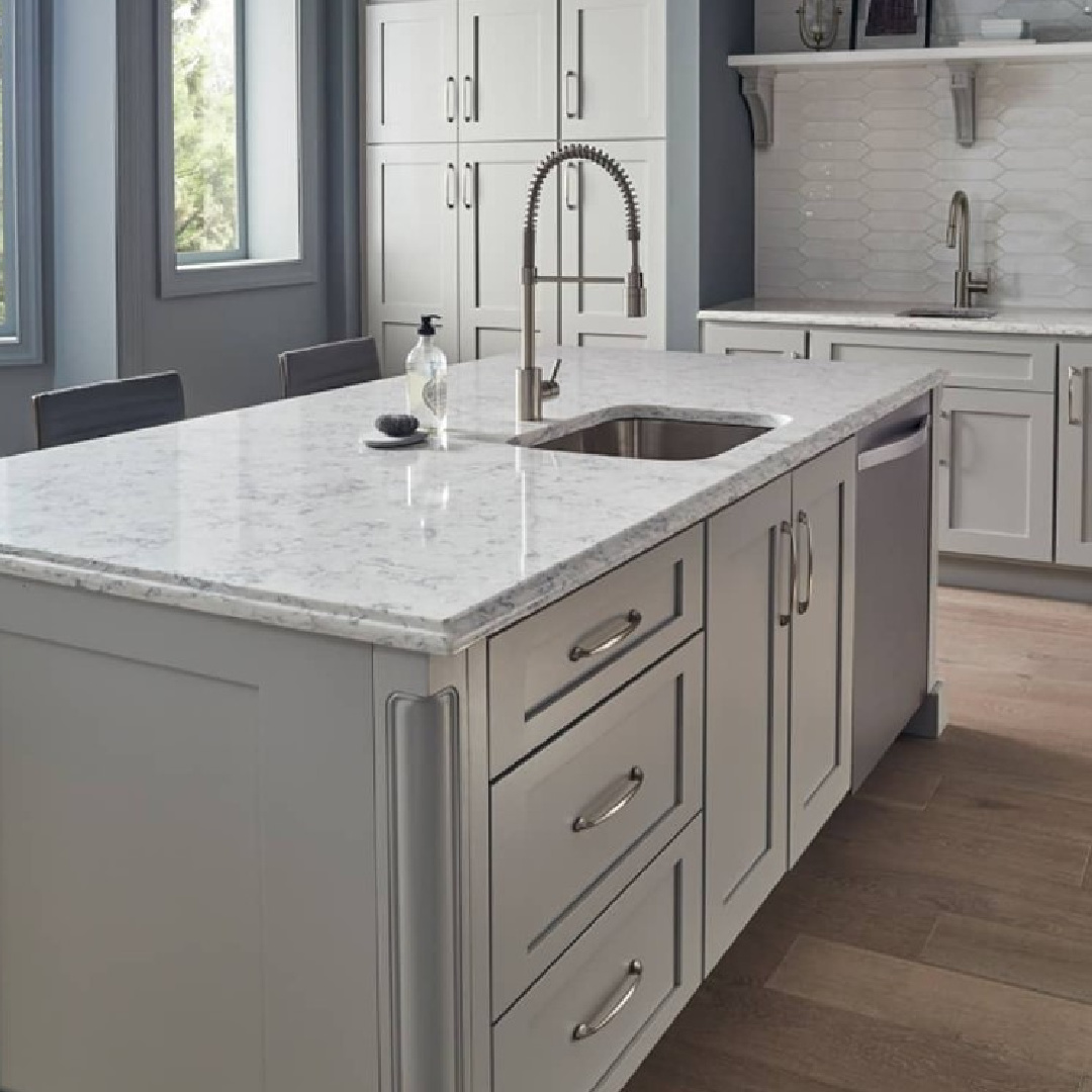 Rococo quartz (Viatera white countertops) in a beautiful kitchen. #rococoquartz