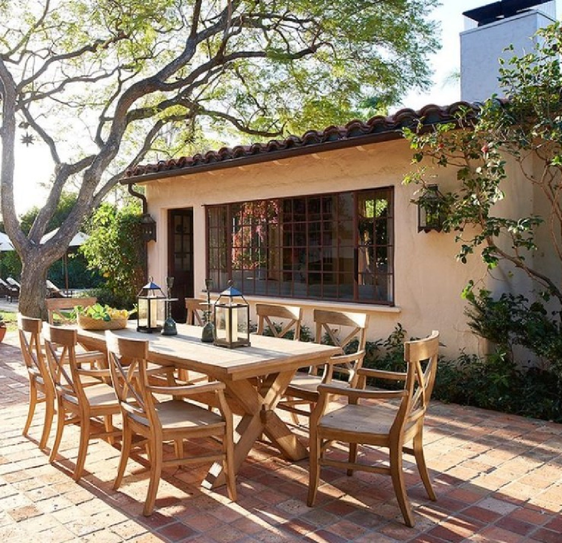 Spanish style hacienda house from Home Again movie set - Open Road films starring Reese Witherspoon; director: Hallie Meyers; producer: Nancy Meyers; photo: Amy Neunsinger. #californiacool #moviesets #interiordesign