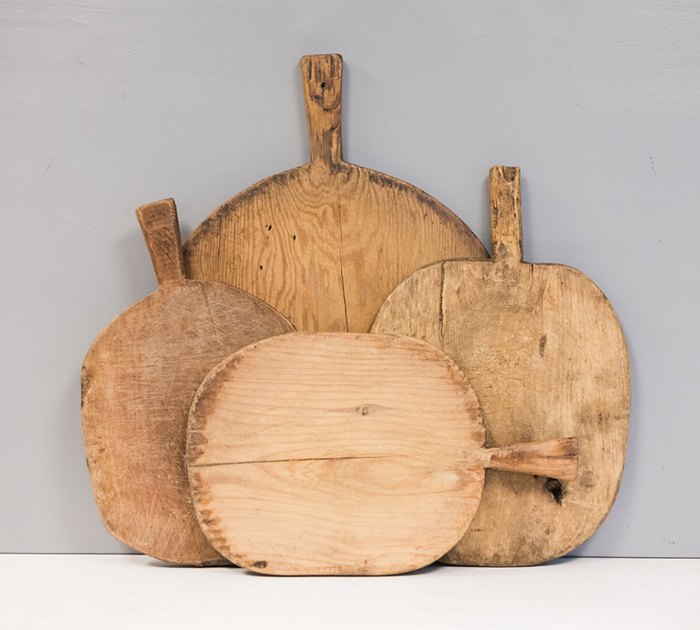 Antique Decorative Rustic Wood Board, Pottery Barn. #rusticwoodboards #europeancountrykitchen