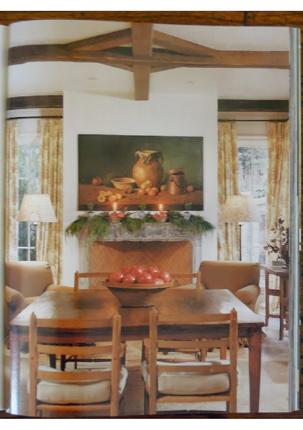 Pamela Pierce Christmas decor in her own home - Veranda. #pamelapierce #modernfrench #frenchcountrychristmas