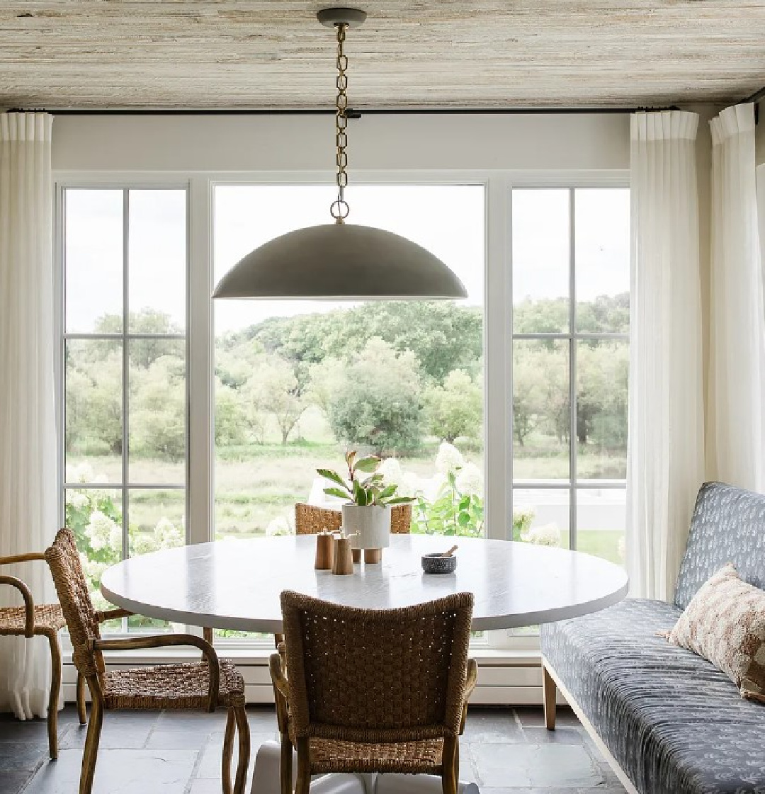 Breakfast nook in Kate Marker's 1920 white stucco Barrington Hills, IL Home (160 N. Buckley Rd) with modern, serene, unfussy, timeless interiors. #katemarkerinteriors @thedawnmckennagroup #katemarkerhome