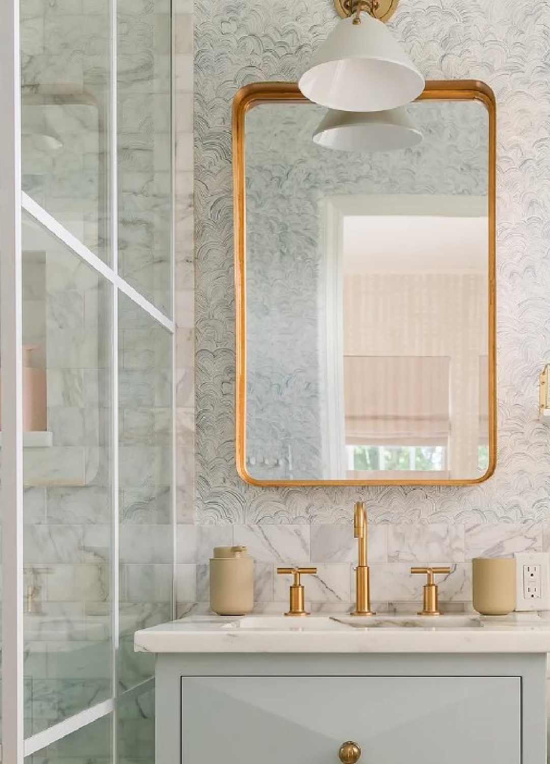 Marble bath in Kate Marker's 1920 white stucco Barrington Hills Home (160 N. Buckley Rd) with modern, serene, unfussy, timeless interiors. #katemarkerinteriors @thedawnmckennagroup #katemarkerhome