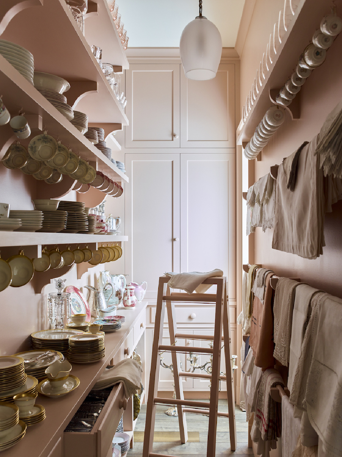 Quiet, elegant, and soulful, this newly built china closet (paint color is F&B Setting Plaster - Stan Dixon and Carolyn Malone) feels as though it has always been here. #farrowandballsettingplaster #traditionalstyle #butlerpantries