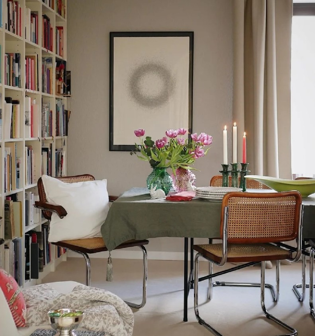 Farrow & Ball Cornforth White in a library dining space - @the_salonette. #cornforthwhite